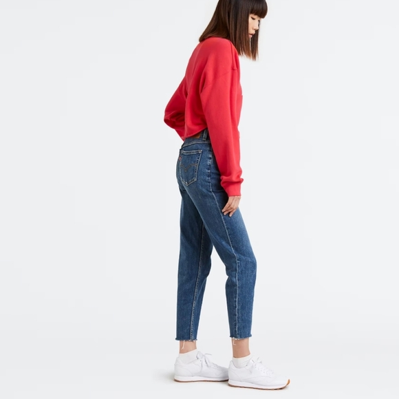 Levi's HIGH WAISTED MOM WOMEN'S JEANS SIZE 31 - Picture 3 of 9